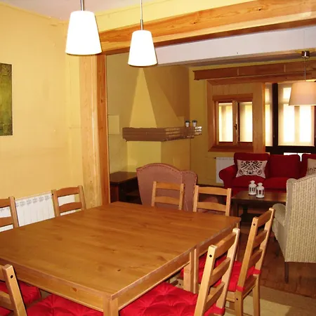 卡萨科提鲁别墅 利亚内斯